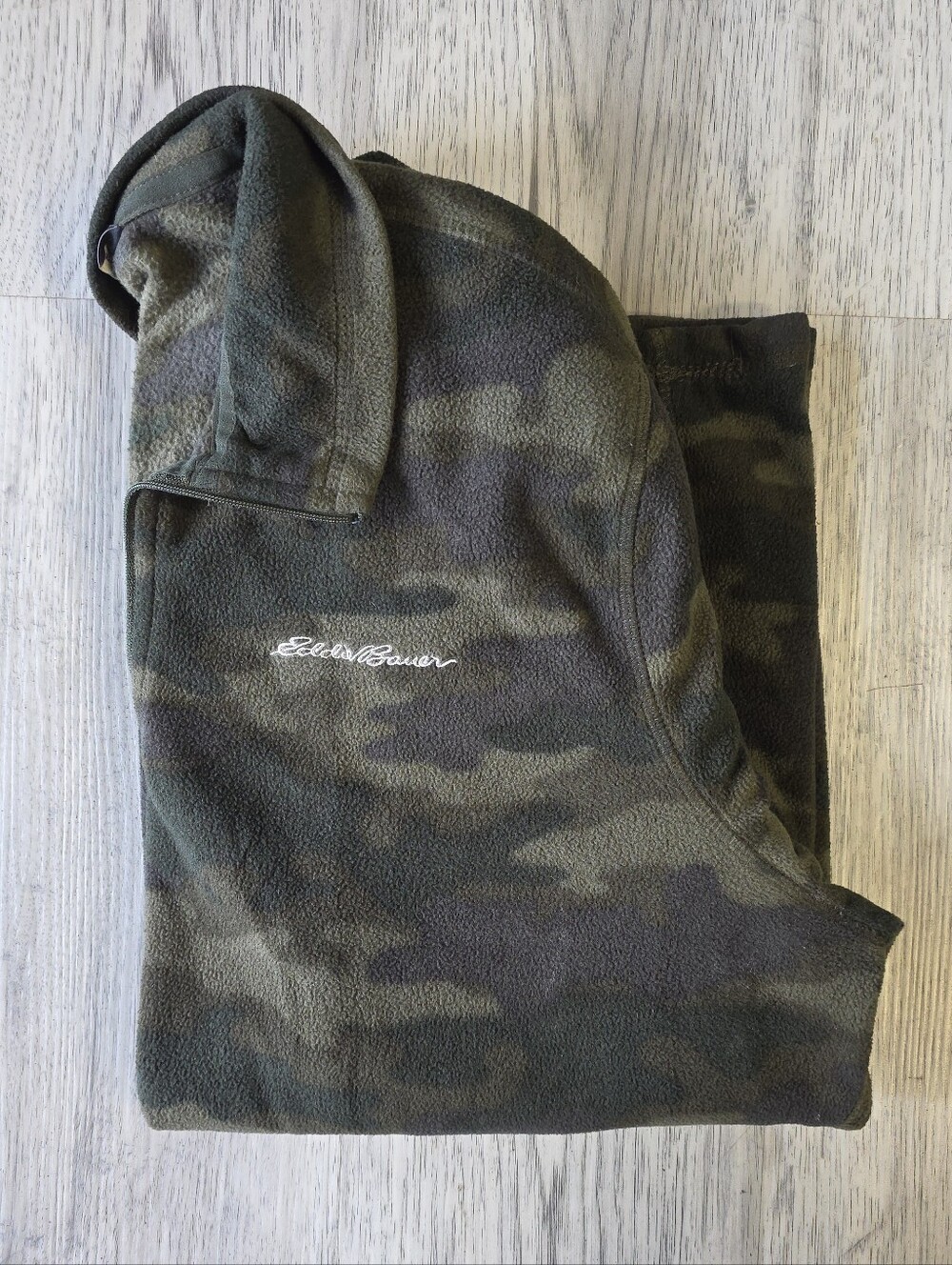 Eddie Bauer Men’s Large Camo Quarter-Zip Fleece